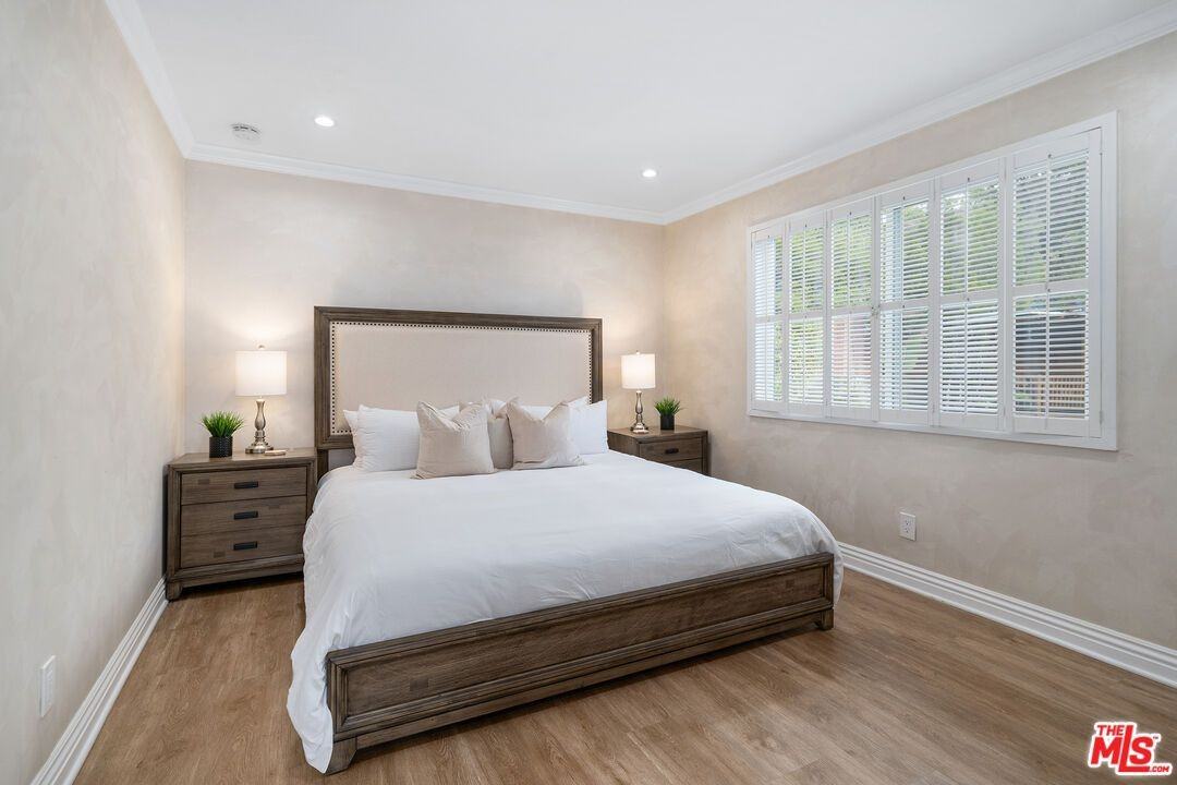 22711 Margarita Dr - Photo 4 of 50
