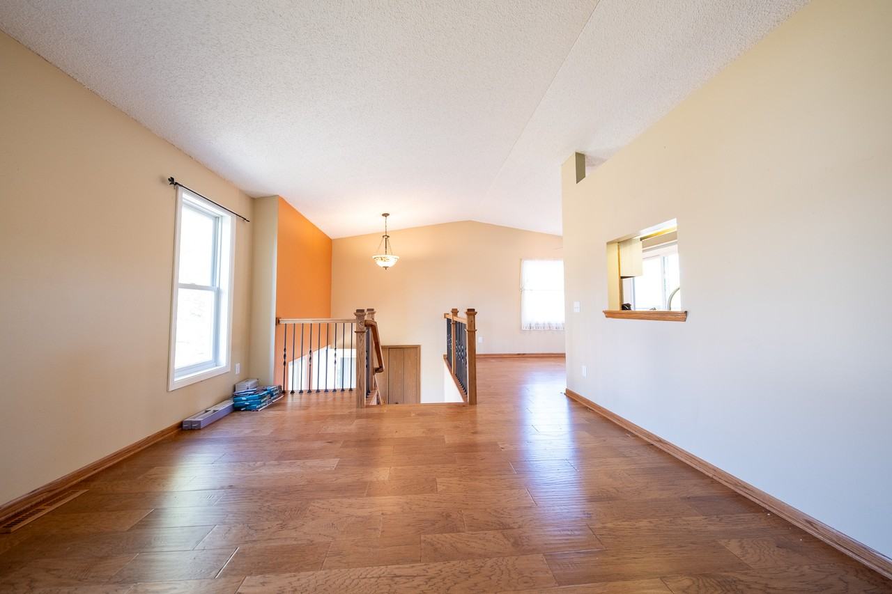16211 Flagstaff Ct S #1 - Photo 7 of 26