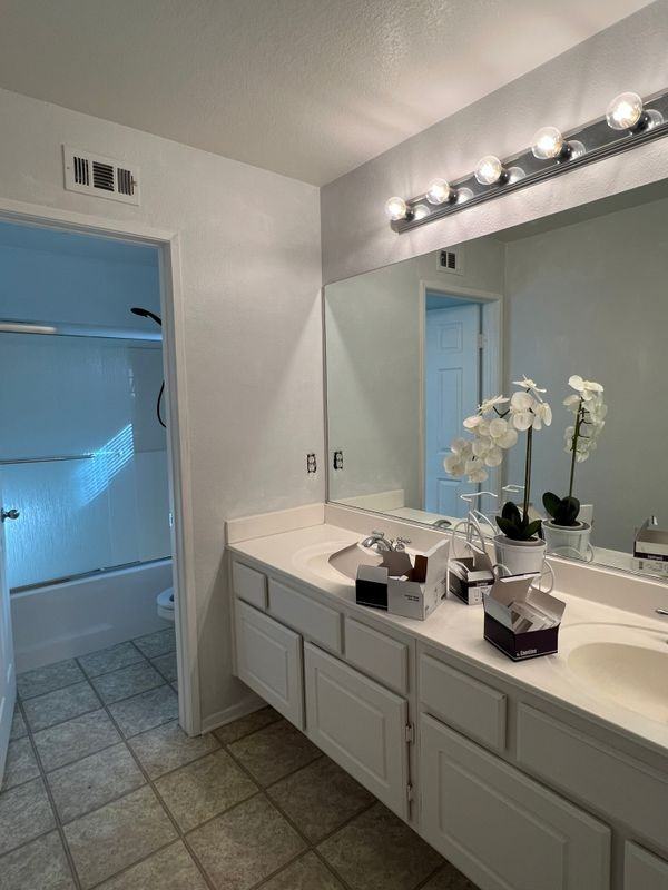 14158 Rachel St - Photo 3 of 20