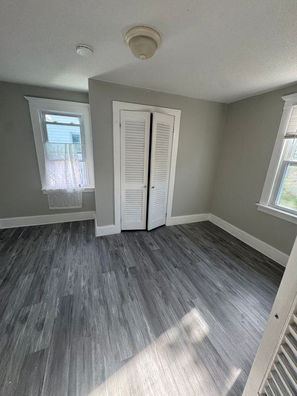 37 Colorado Ave N - Photo 3 of 3