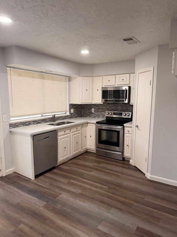 21422 Highland Knolls Dr - Photo 4 of 10