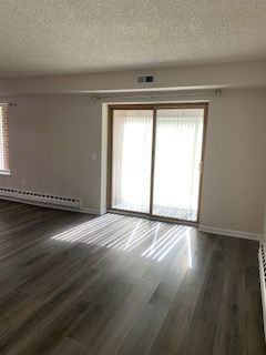 15400 Bassett Ln - Photo 6 of 14