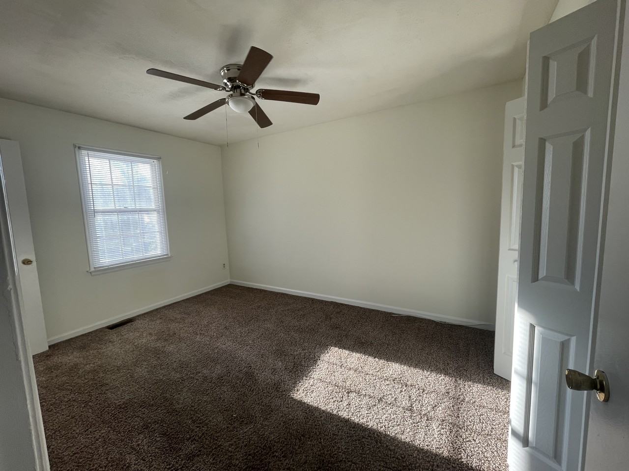 158 Cedar Crest Dr #1 - Photo 6 of 9