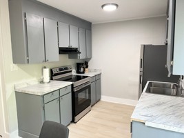 featured image of 193 Woodland Trl