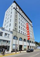 featured image of 275 N Broadway