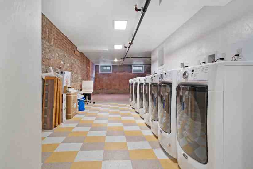 1 Bed / 1 Bath Apartment in East Boston - Photo 7 of 18