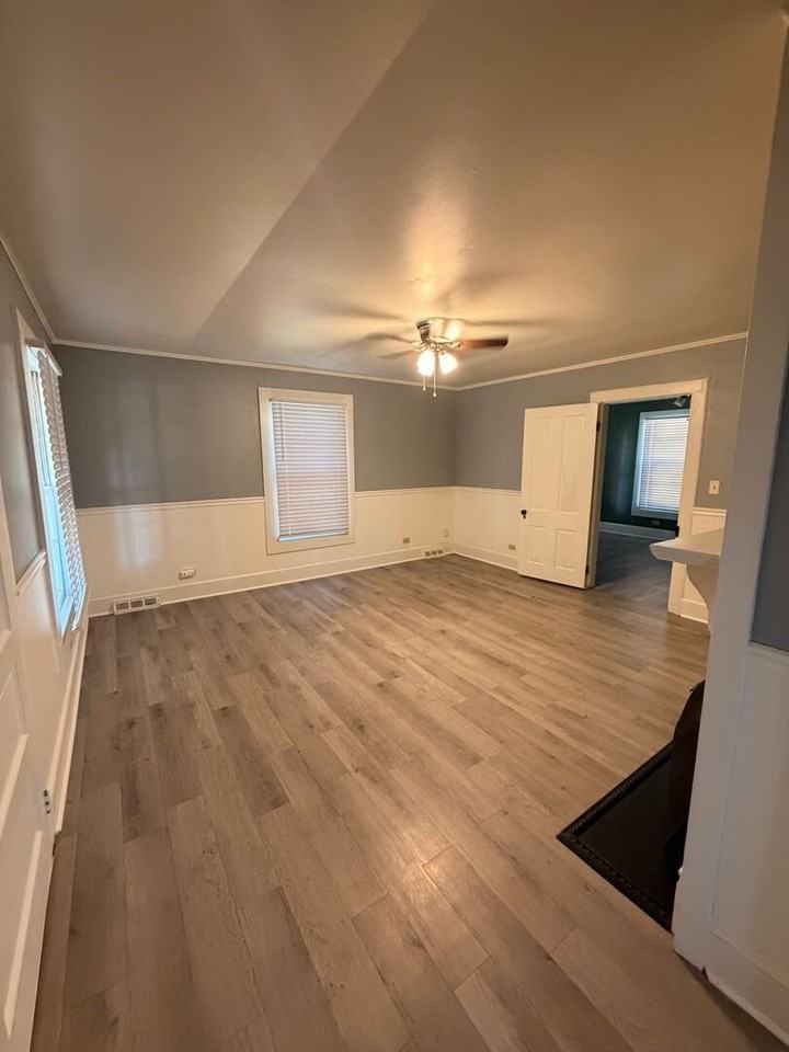 2 Stephenson Ave - Photo 3 of 14