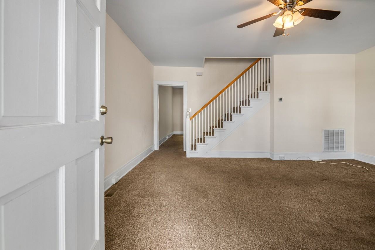 2605 Grayland Ave - Photo 4 of 39