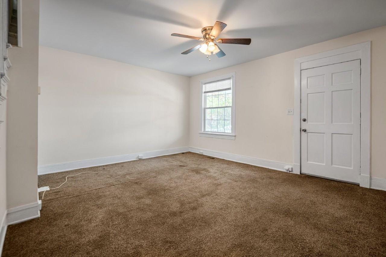 2605 Grayland Ave - Photo 6 of 39