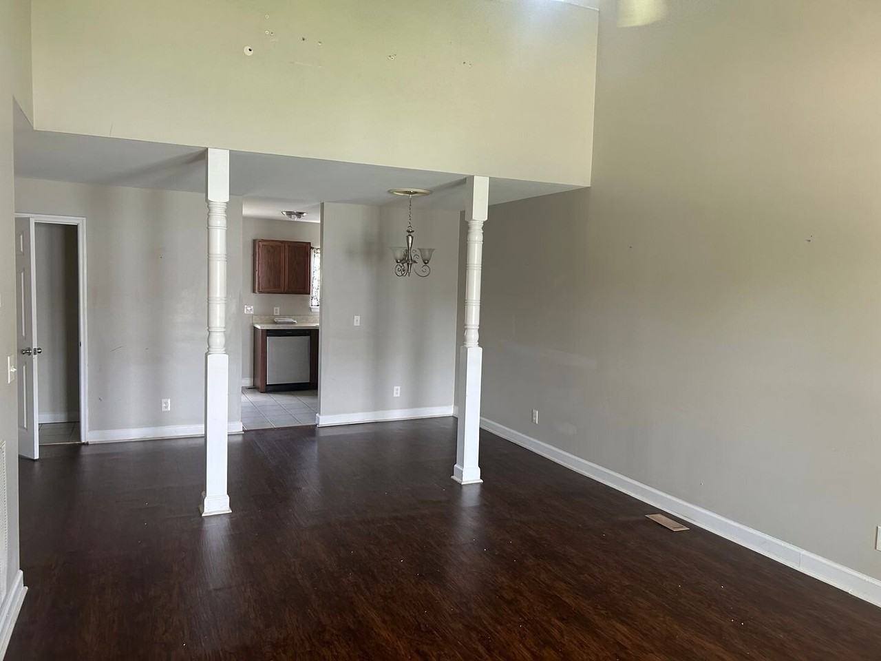 1726 Underwood St - Photo 3 of 23