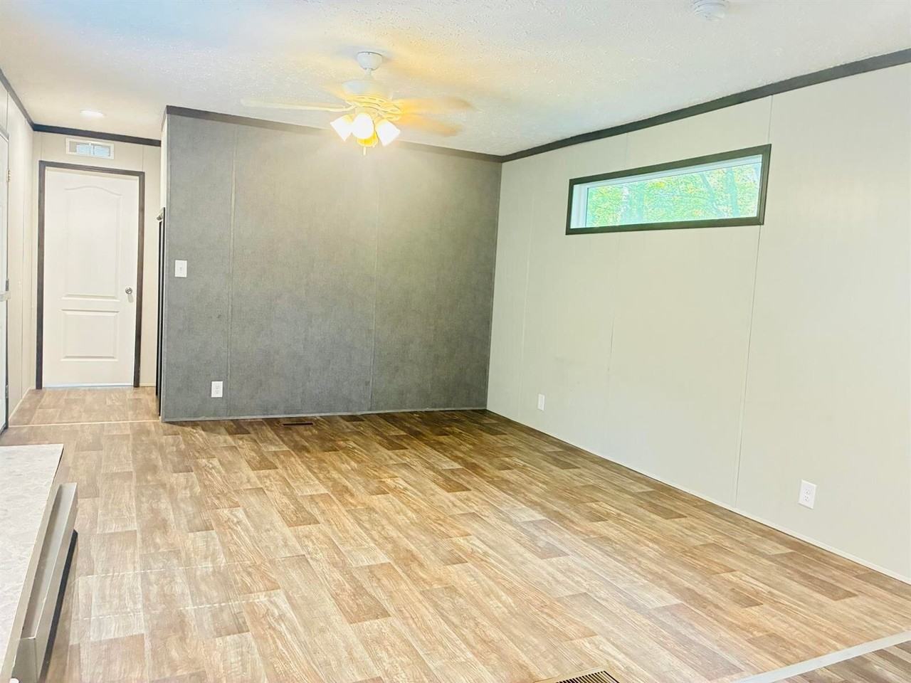 376 Skylark Ln #20 - Photo 5 of 22