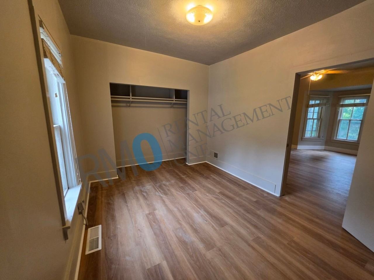 1055 E Front St #2 - Photo 5 of 15