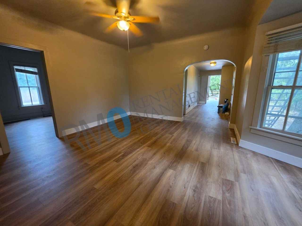 1055 E Front St #2 - Photo 6 of 15