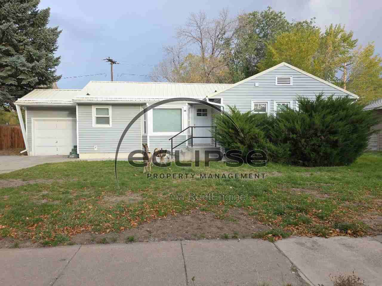 88 El Rio Dr - Photo 2 of 20