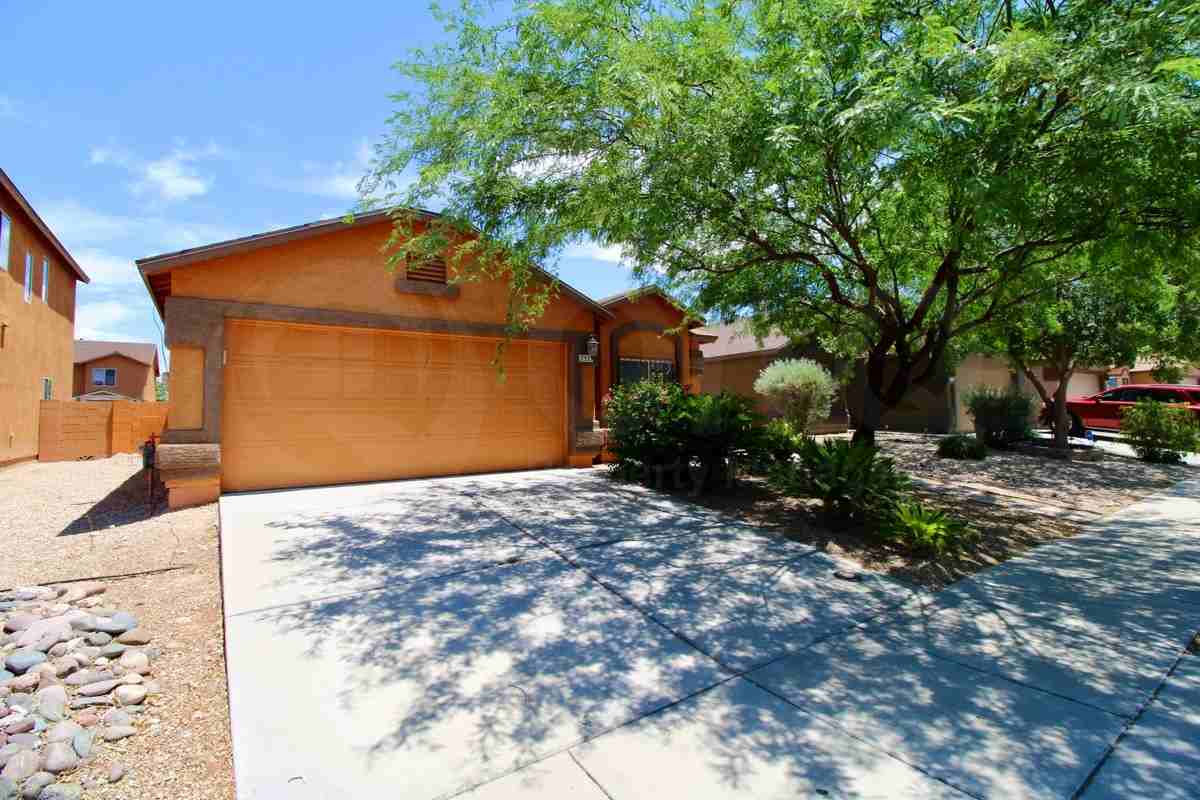 2353 E Calle Sierra Del Manantial - Photo 2 of 23