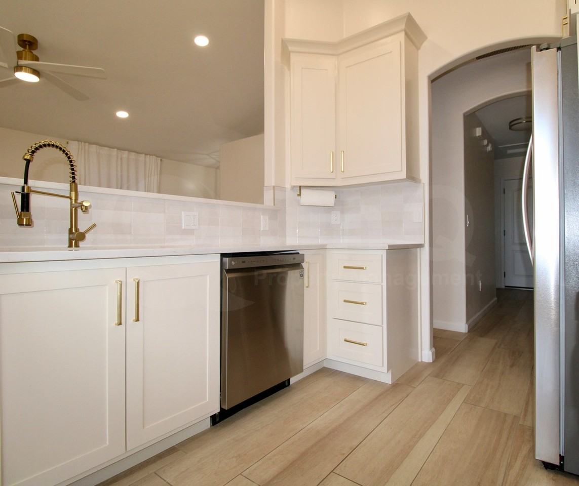 2353 E Calle Sierra Del Manantial - Photo 6 of 23