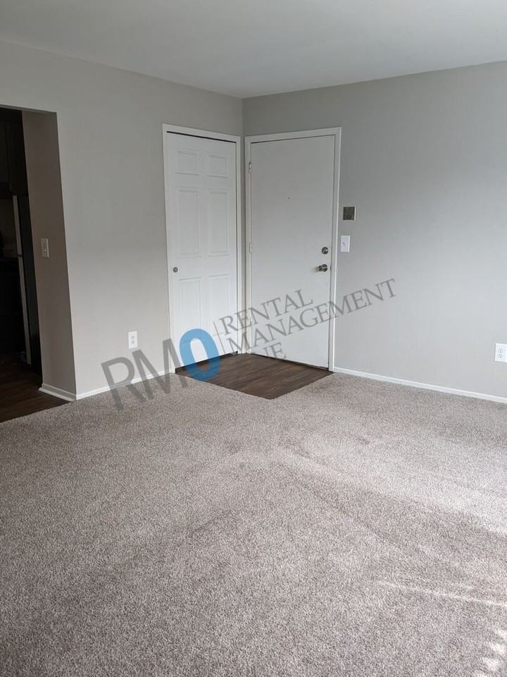 845 Ludlow Ave #203 - Photo 2 of 13