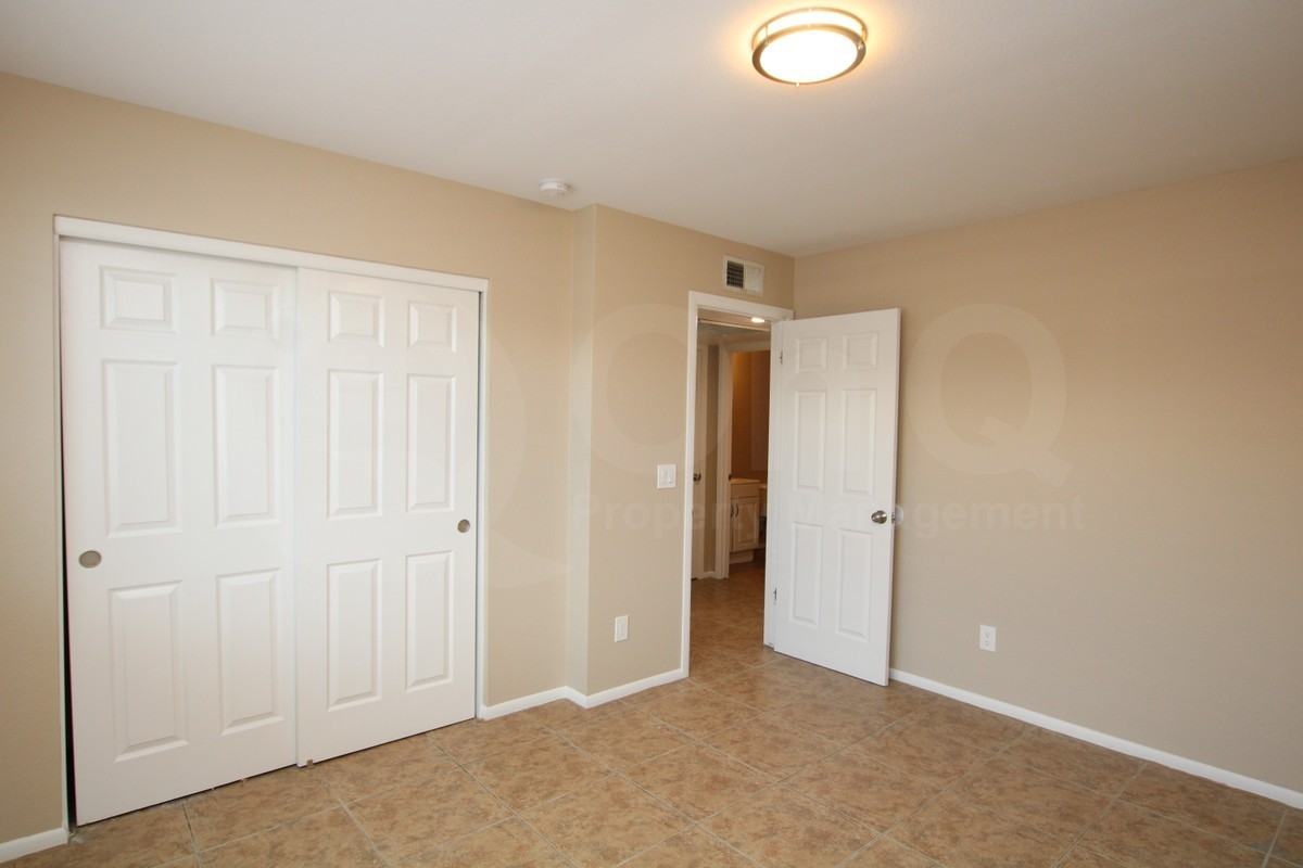 140 E Ingram St #140 - Photo 6 of 10