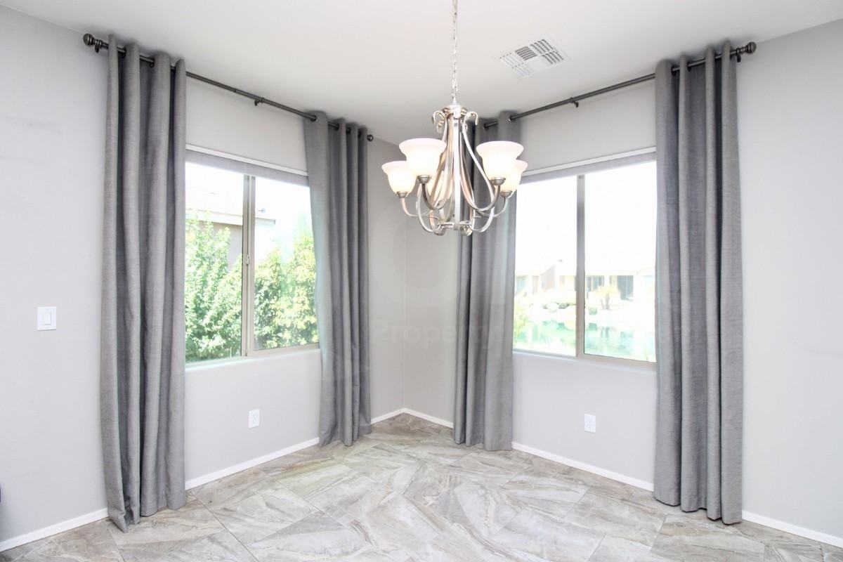 20147 N Laguna Way - Photo 6 of 18