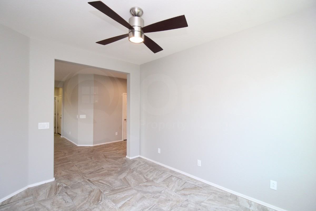20147 N Laguna Way - Photo 7 of 18