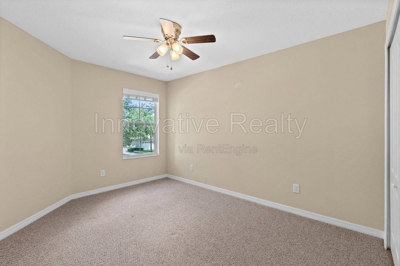 1327 Priory Cir - Photo 6 of 26