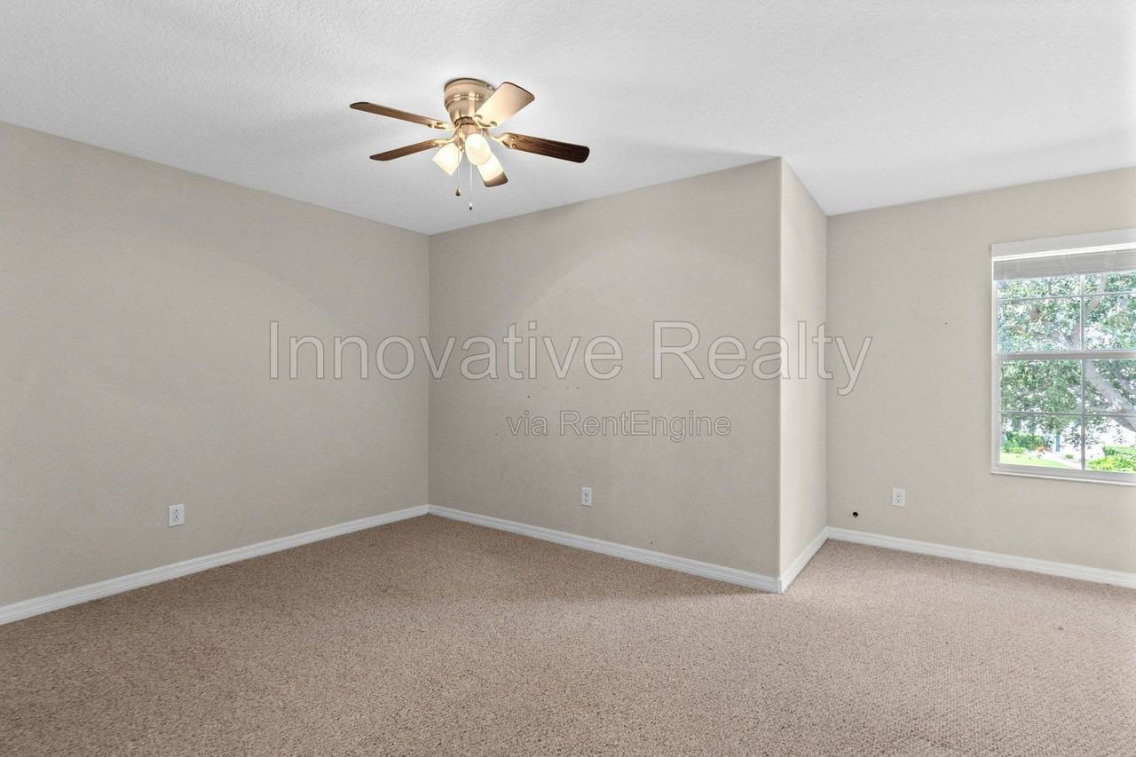 1327 Priory Cir - Photo 7 of 26