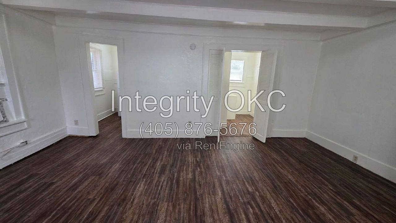 571 S University Blvd #8 - Photo 6 of 17