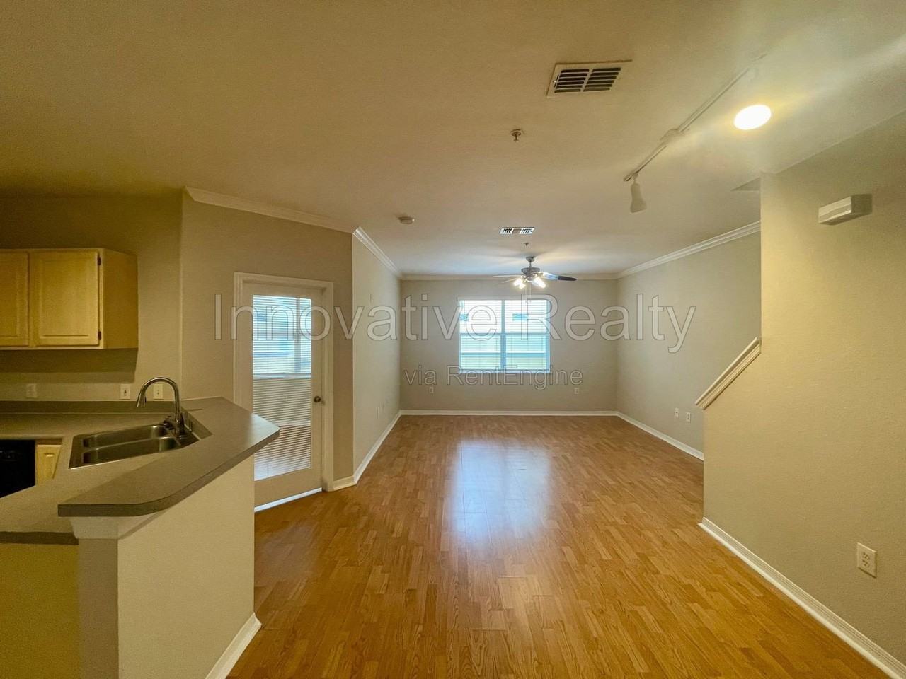 2428 Legacy Lake Dr - Photo 2 of 29