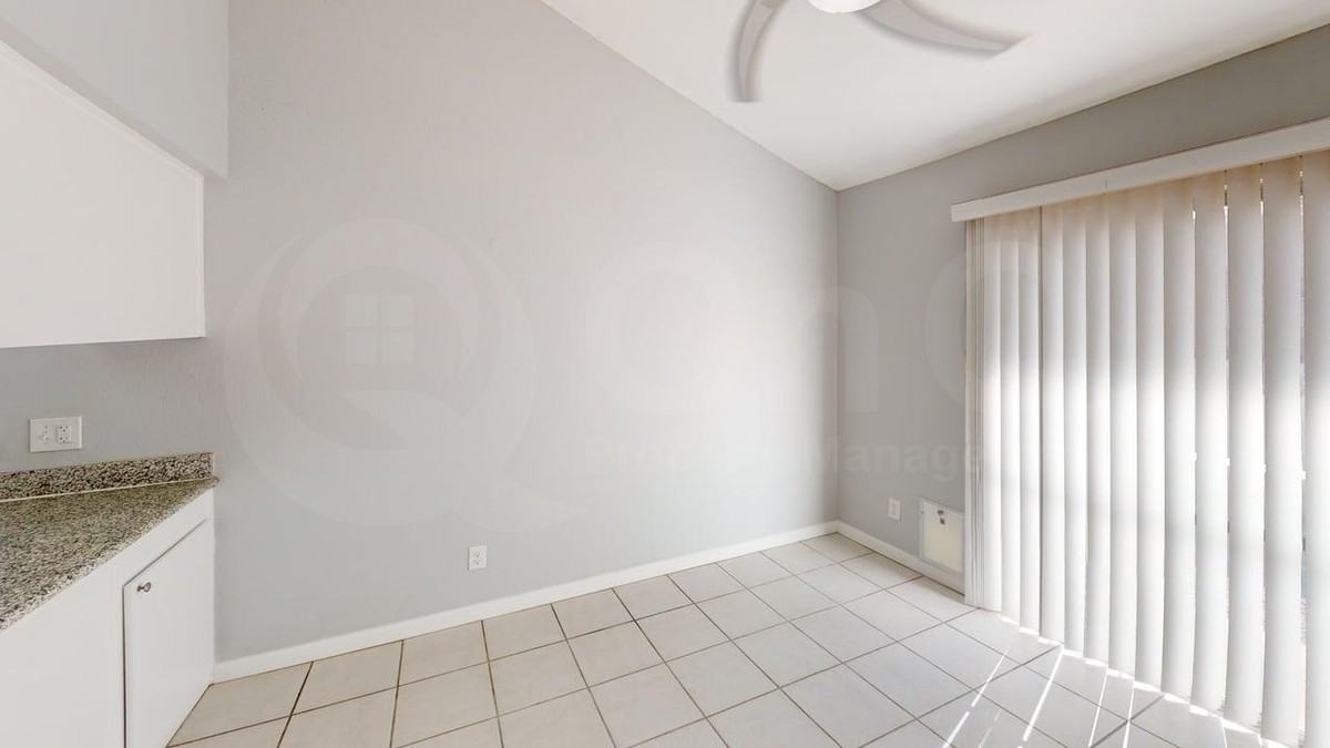 1870 E Kirkland Ln - Photo 4 of 13