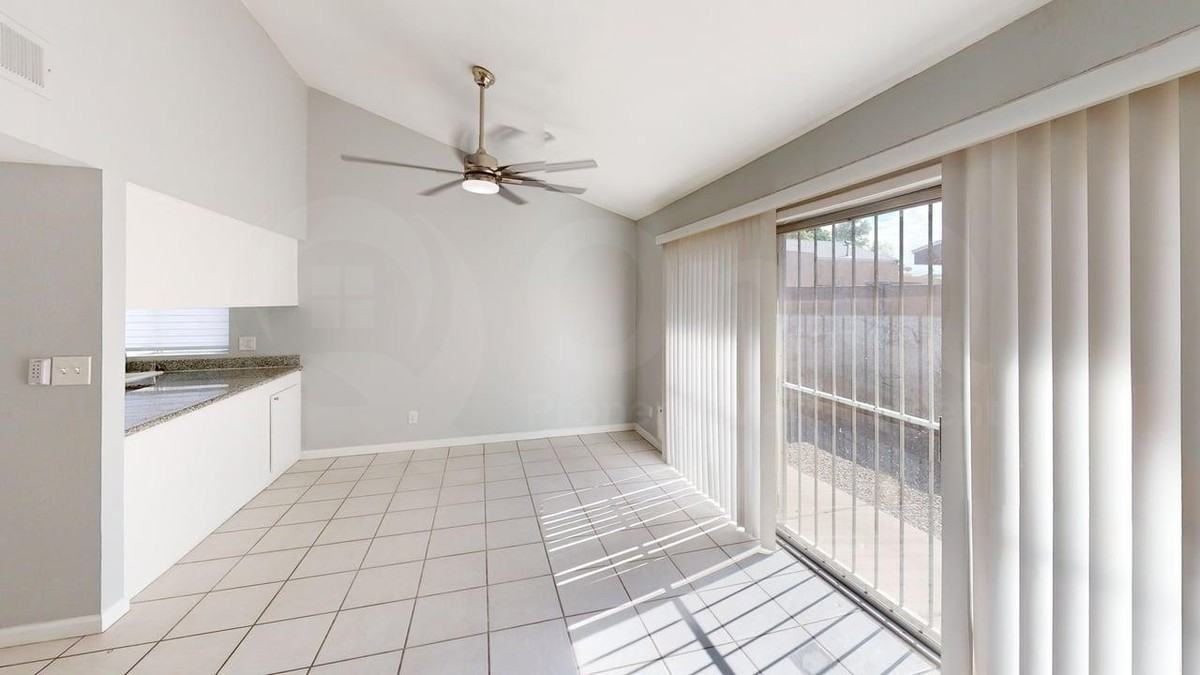 1870 E Kirkland Ln - Photo 5 of 13