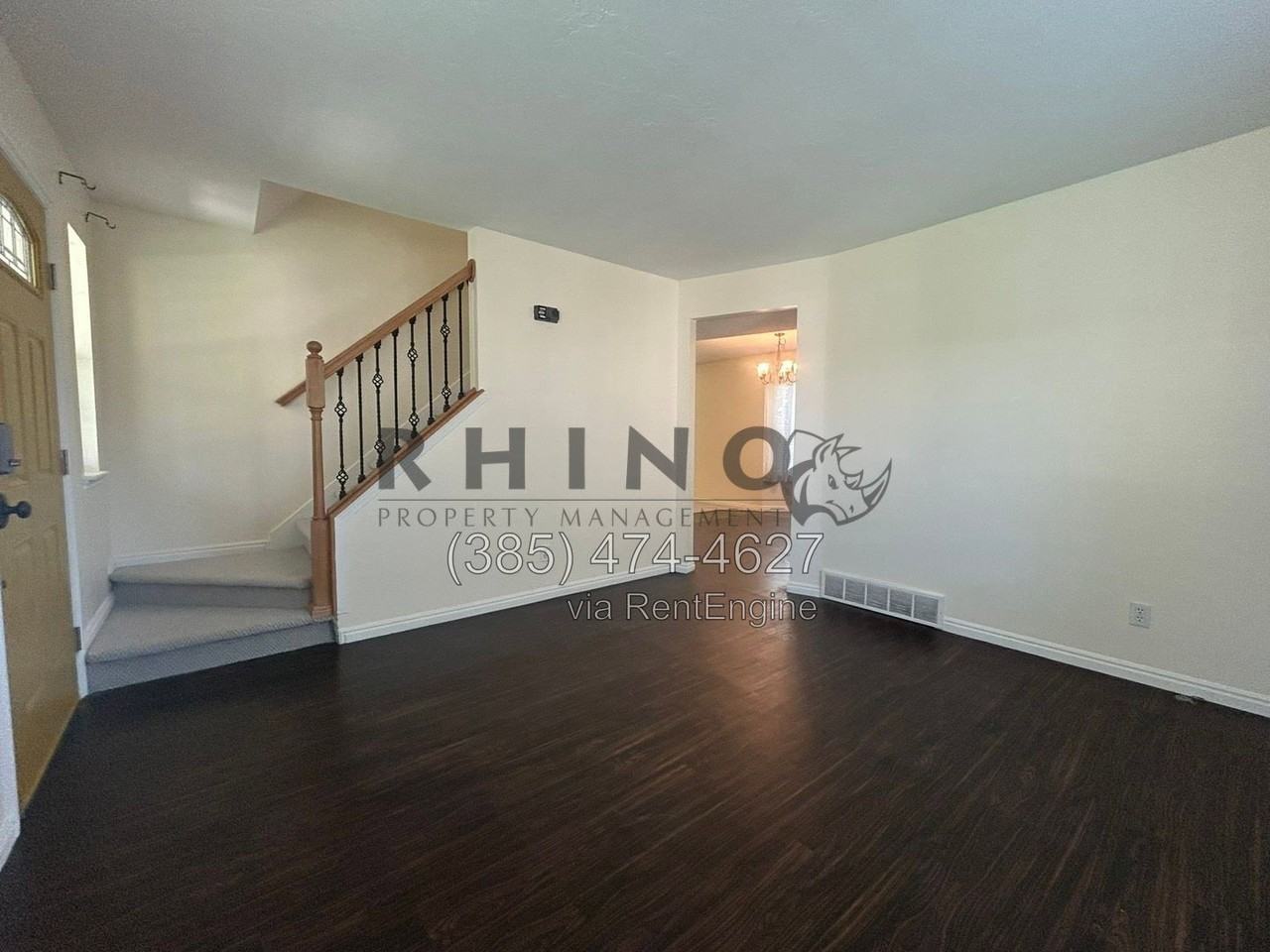 749 Country Club Dr - Photo 7 of 42