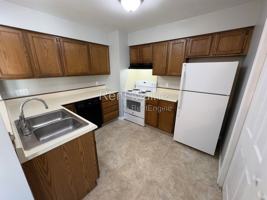 featured image of 114 Main Rd S #M