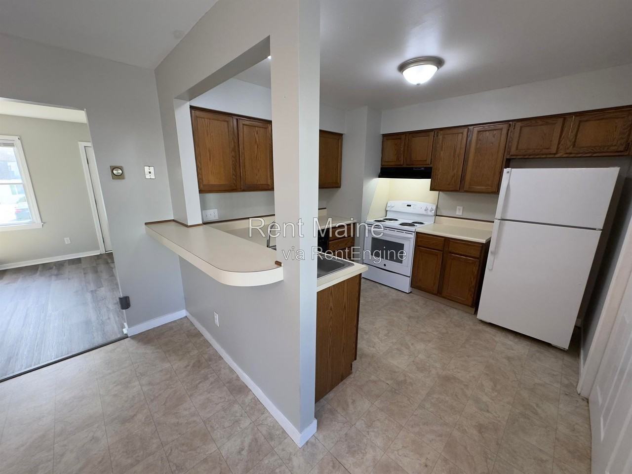 114 Main Rd S #M - Photo 2 of 15