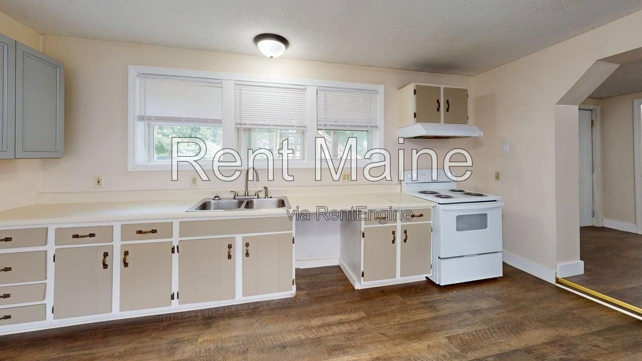 12 Spring St #1 - Photo 2 of 14