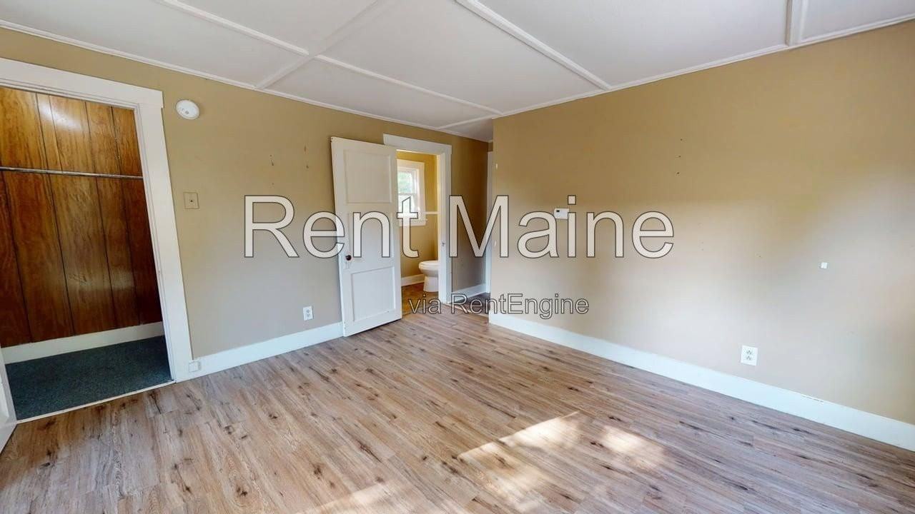 115 Water St #2 - Photo 4 of 9