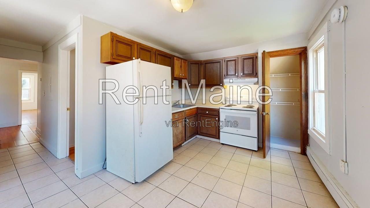 3 Carey Ln #2