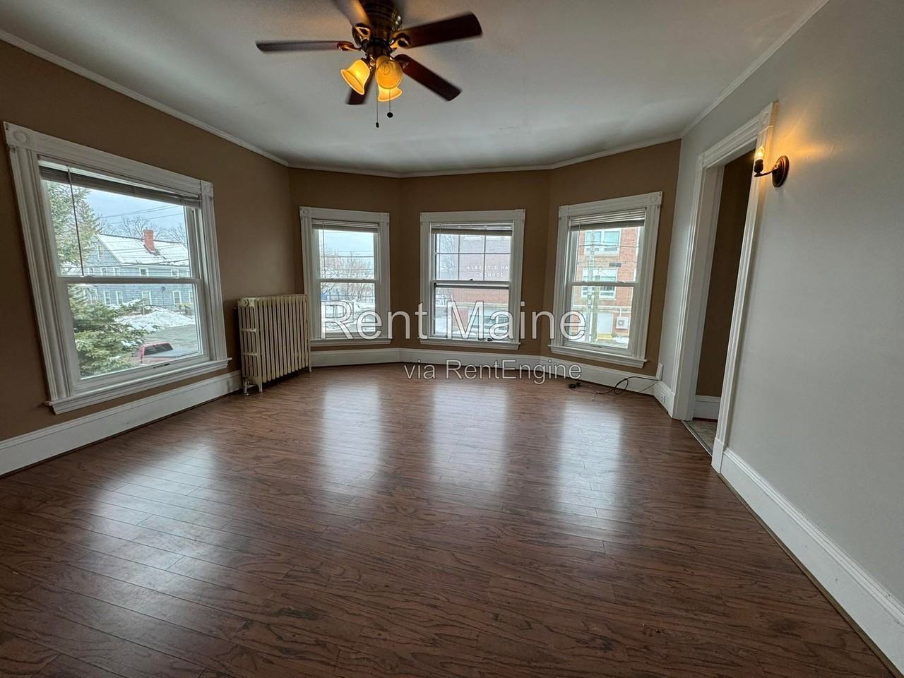 28 Pleasant St #2F - Photo 3 of 8