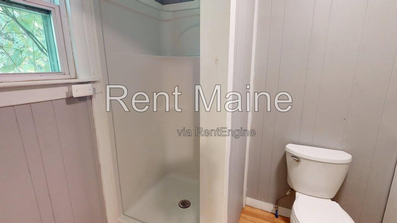 513 Main St #10 - Photo 6 of 8