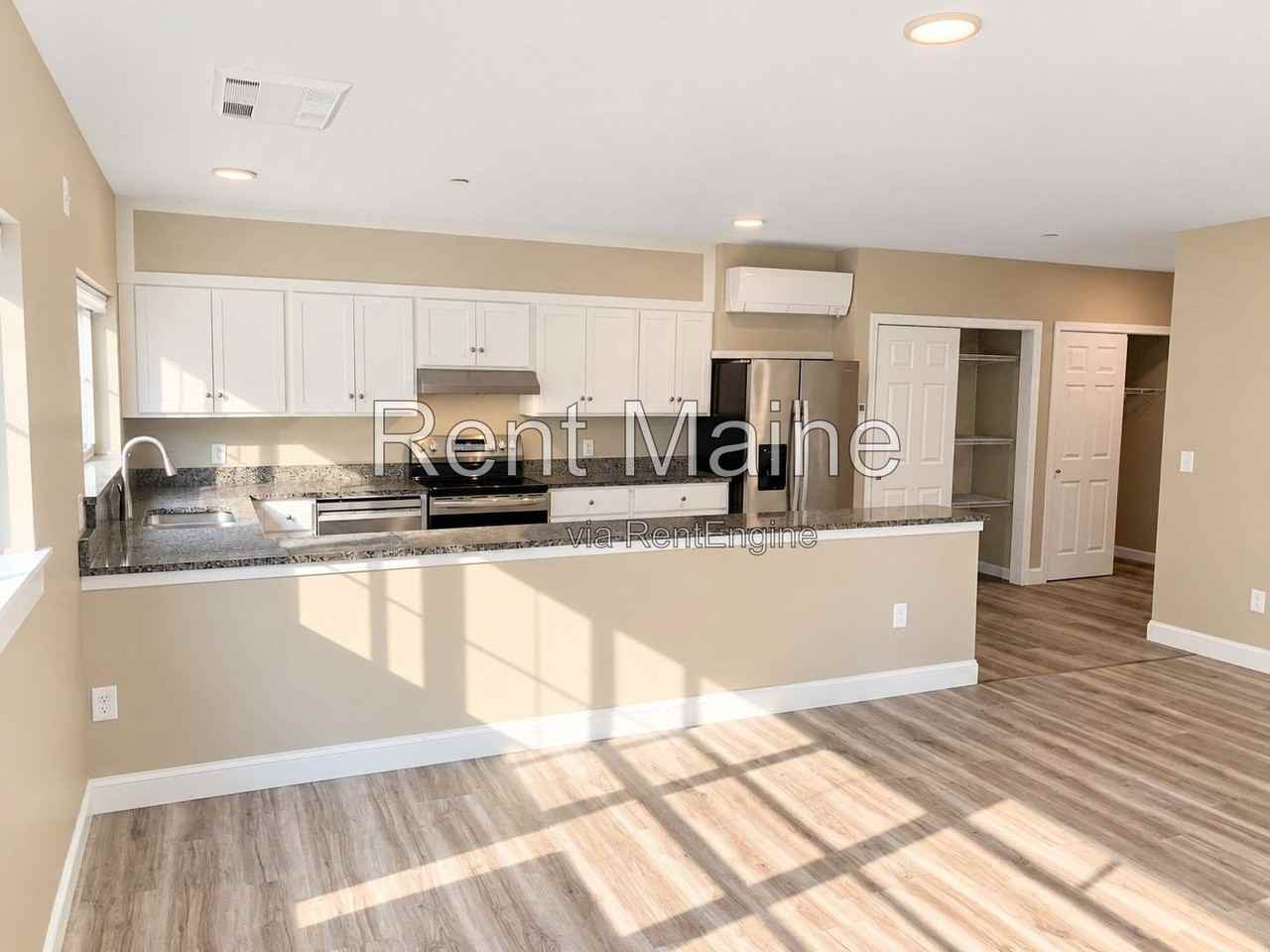 8 Jefferson Way #1A - Photo 7 of 20
