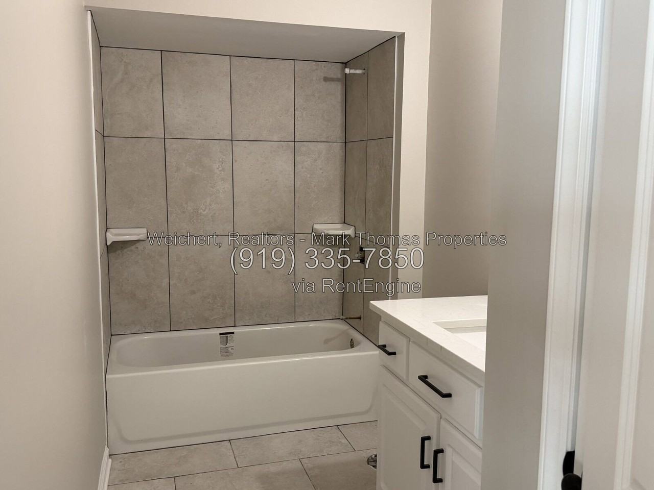 219 Bridgefield Pl - Photo 7 of 19