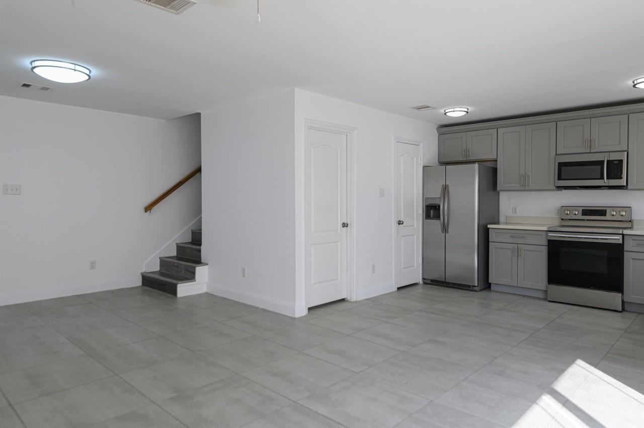 3429 Township Grove Ln - Photo 5 of 16