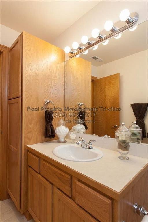 610 Meadow Hills Dr - Photo 7 of 10