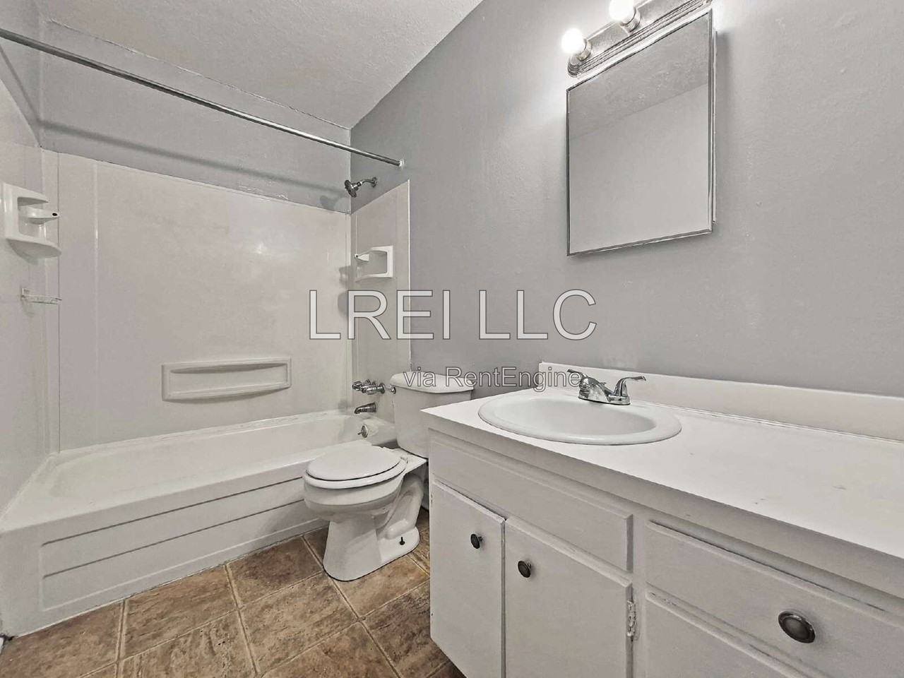 3316 Noe Way #2 - Photo 5 of 11