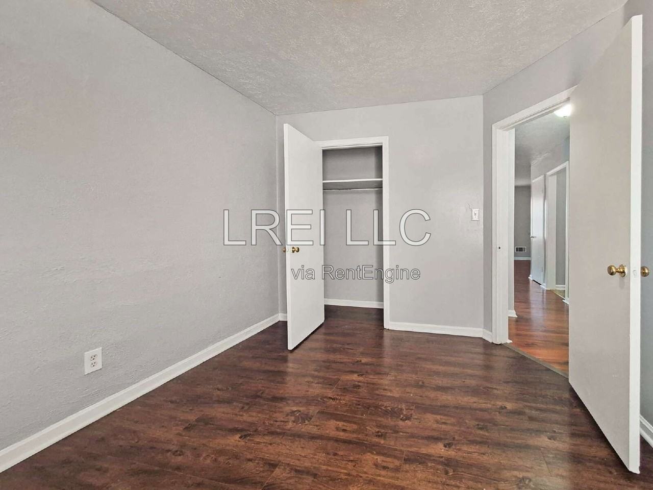 3316 Noe Way #2 - Photo 6 of 11