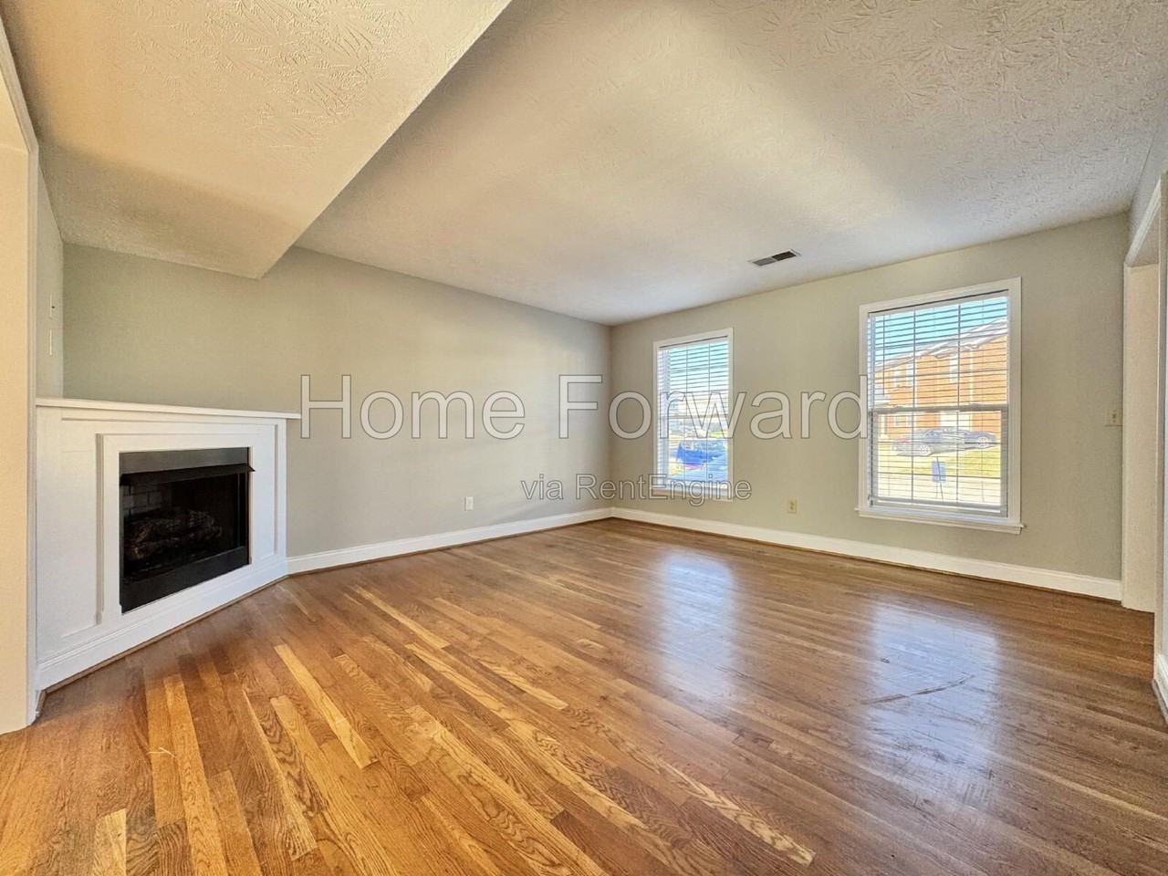 620 Sherard Cir - Photo 3 of 21