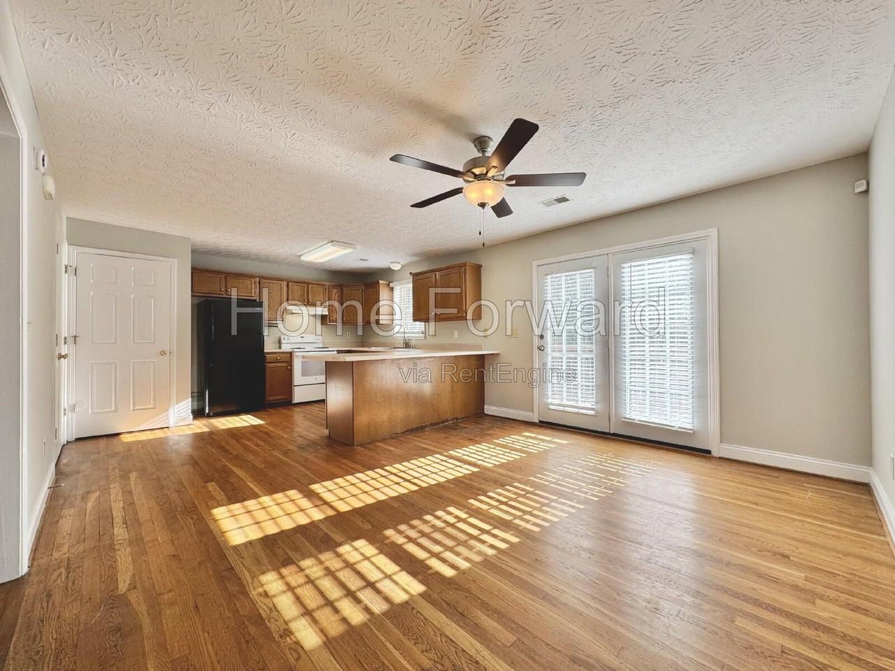 620 Sherard Cir - Photo 4 of 21