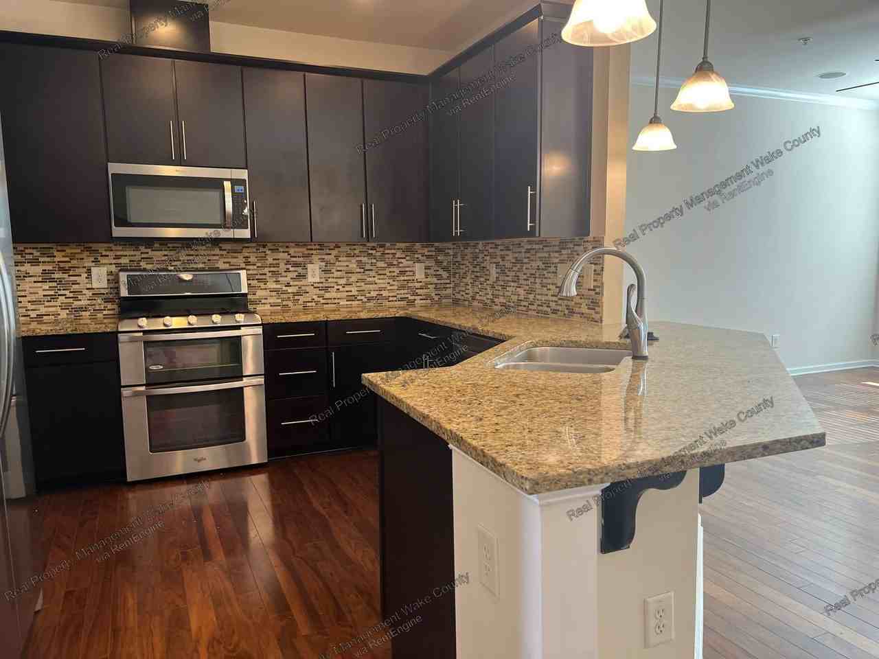9313 Falkwood Rd - Photo 7 of 35