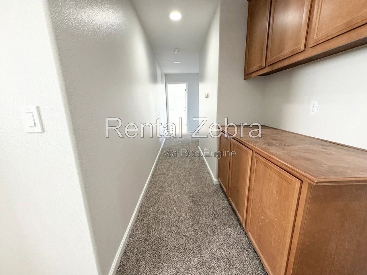 1362 Riverside Ct - Photo 7 of 11