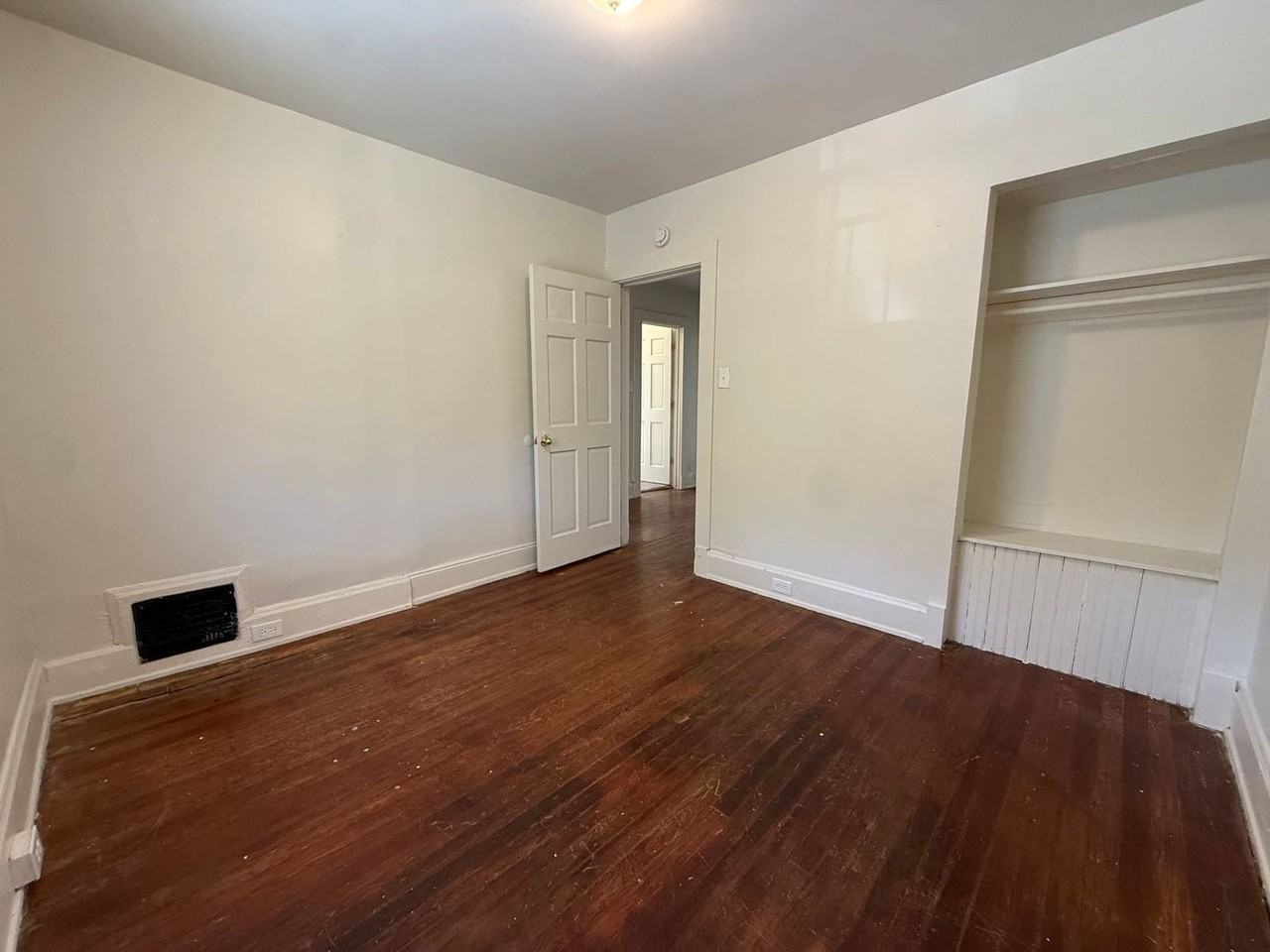 3991 Parker Pl #2 - Photo 5 of 17