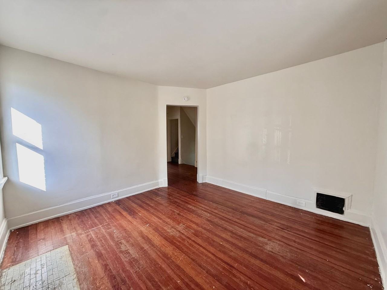 3991 Parker Pl #2 - Photo 7 of 17